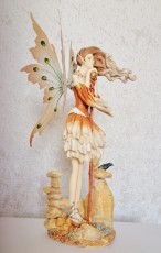 Девушка фея статуэтка 
