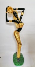 Девушка Африканка статуя