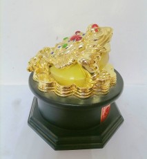 жаба трехлапая на деньгах статуэтка золото