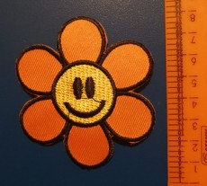 термонаклейка цветок смайлик оранжевый