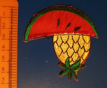 термонаклейка ананас с арбузом ― ИГРУШКИ И СУВЕНИРЫ ОПТОМ В НОВОСИБИРСКЕ