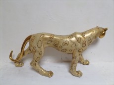 леопард статуя золото