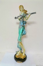 девушка Музыкант статуя