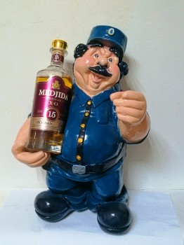 Гаишник (копилка) ― ИГРУШКИ И СУВЕНИРЫ ОПТОМ В НОВОСИБИРСКЕ