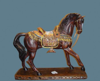 лошадь статуя ― ИГРУШКИ И СУВЕНИРЫ ОПТОМ В НОВОСИБИРСКЕ